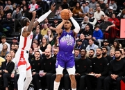 米兰体育app入口-火箭主场不敌太阳，保罗炮轰老东家。