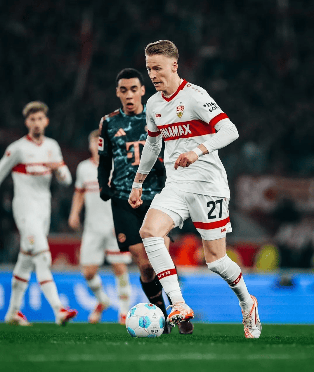 斯图加特将在客场挑战勒沃库森,双方谁更有实力? 斯图加特将在客场挑战勒沃库森,双方谁更有实力?