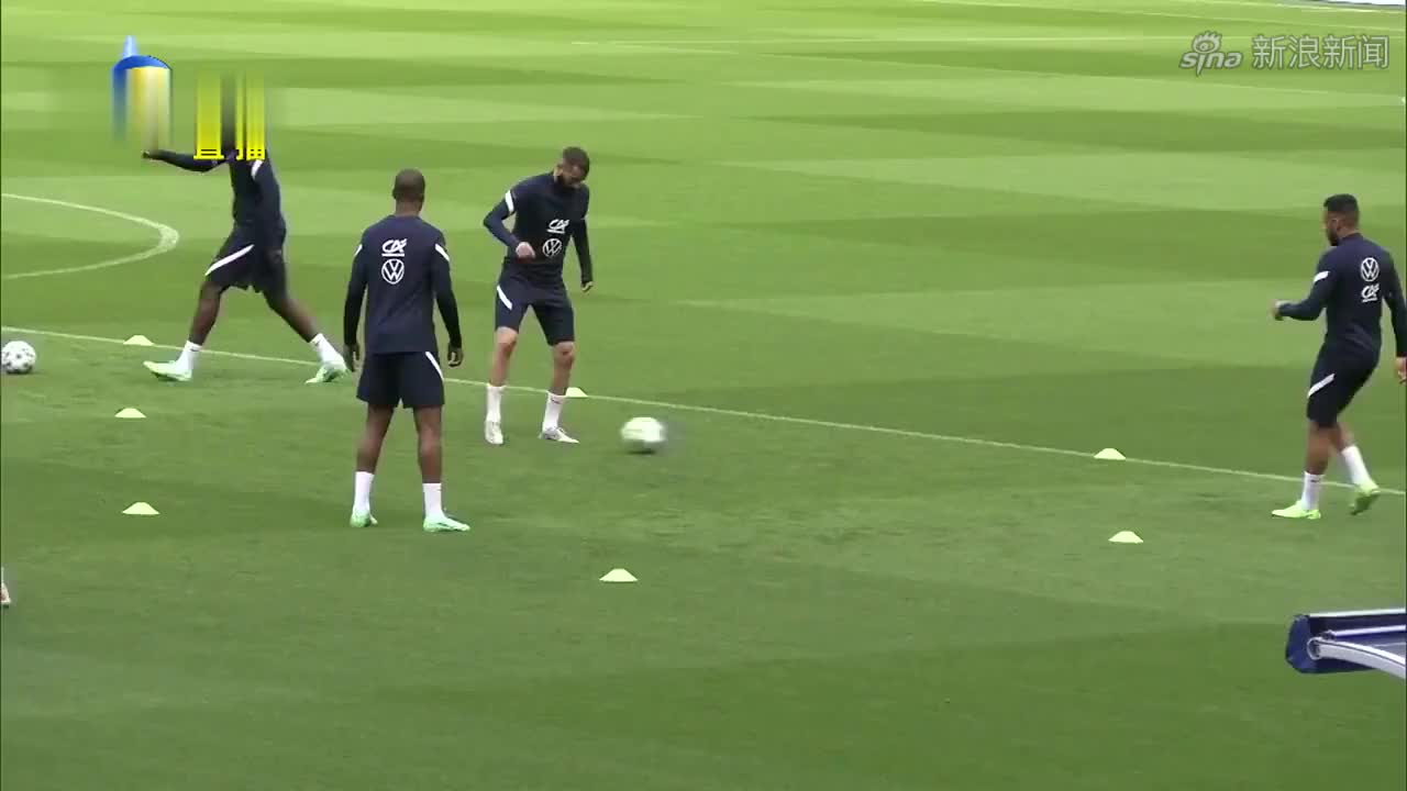 关于意大利主场大胜保加利亚，晋级前景变得乐观的信息