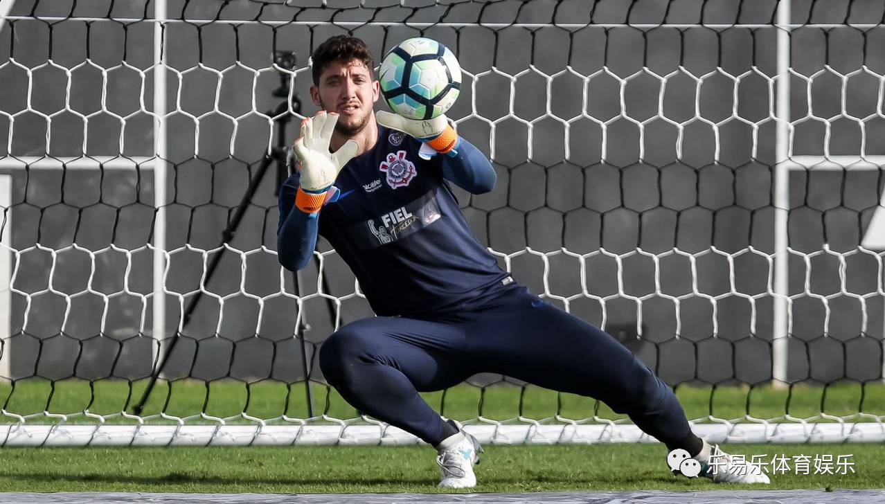 阿尔维斯客场困难取胜,士气大增的简单介绍 阿尔维斯客场困难取胜,士气大增的简单介绍