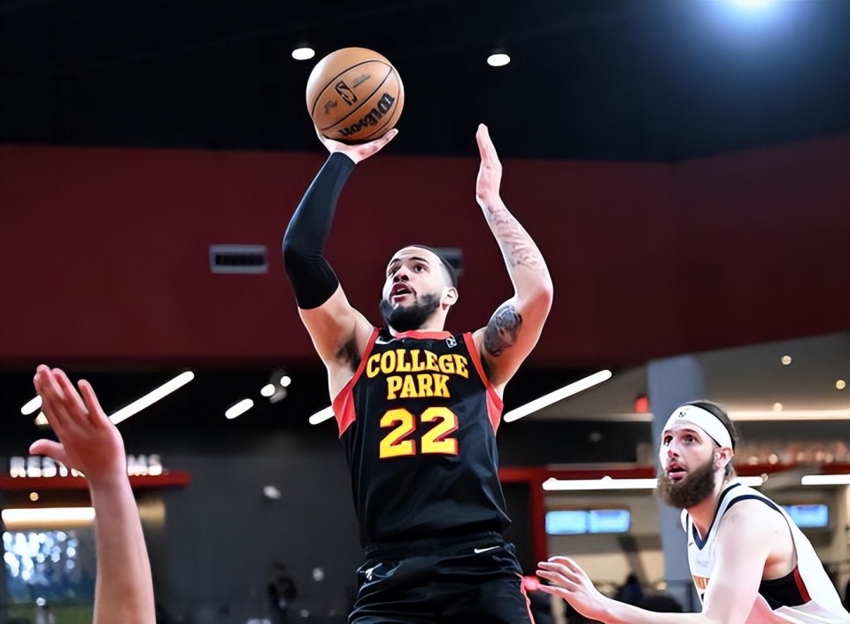 篮网取胜火箭，向榜首发起冲击