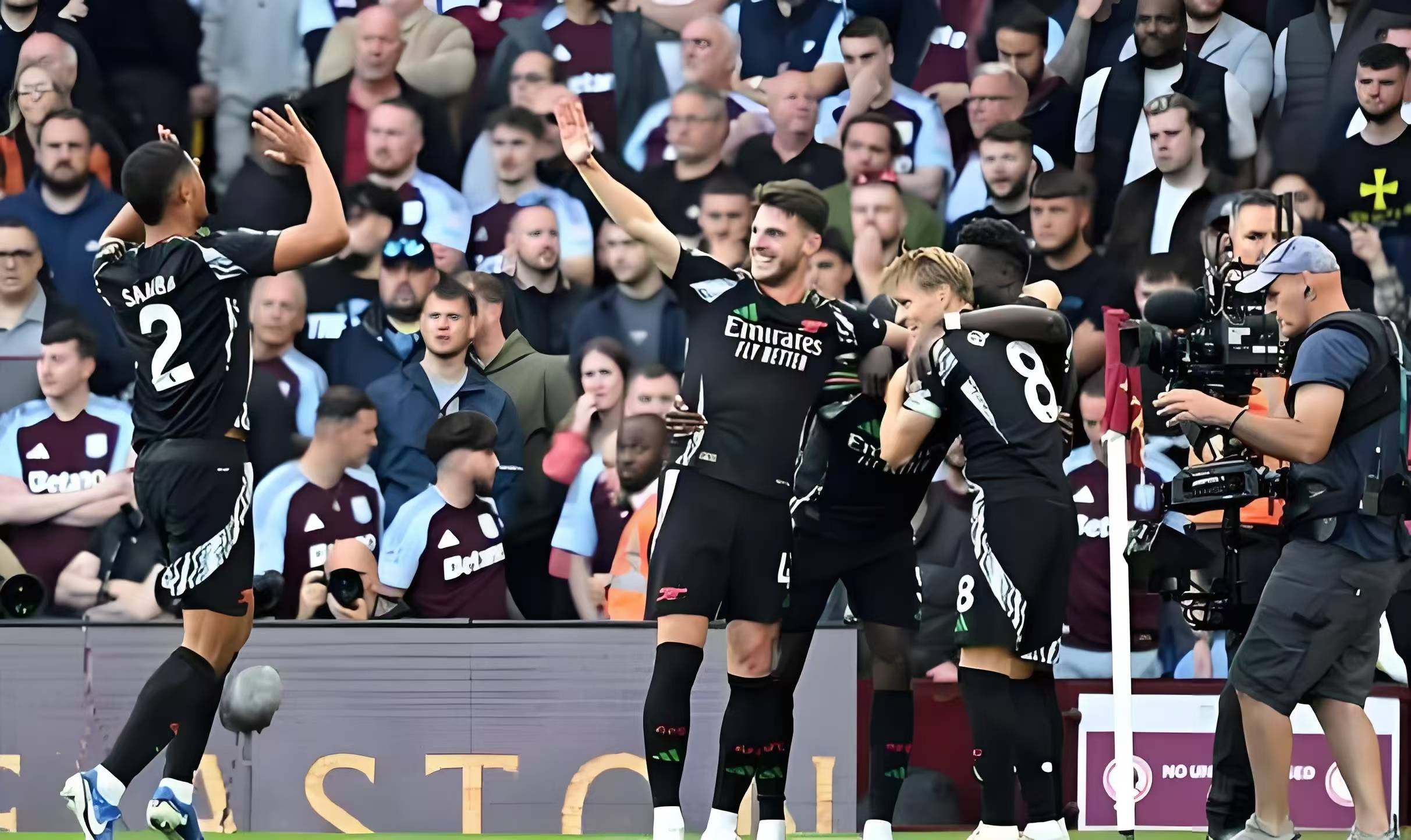 阿森纳主场保持不败，展现团队实力