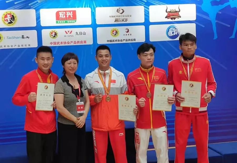 关于玩出花样出人意料，斩获冠军宝座的信息