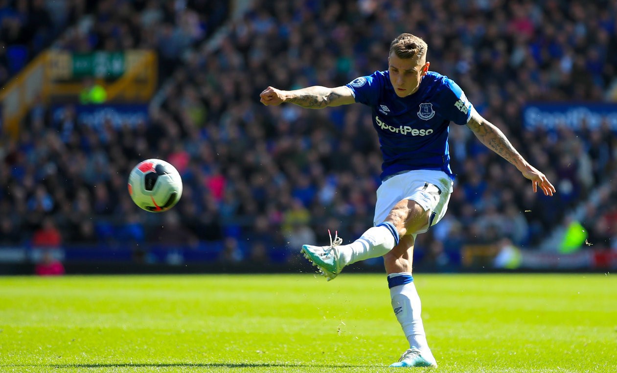 谢菲联客场艰难取胜实现反弹的简单介绍