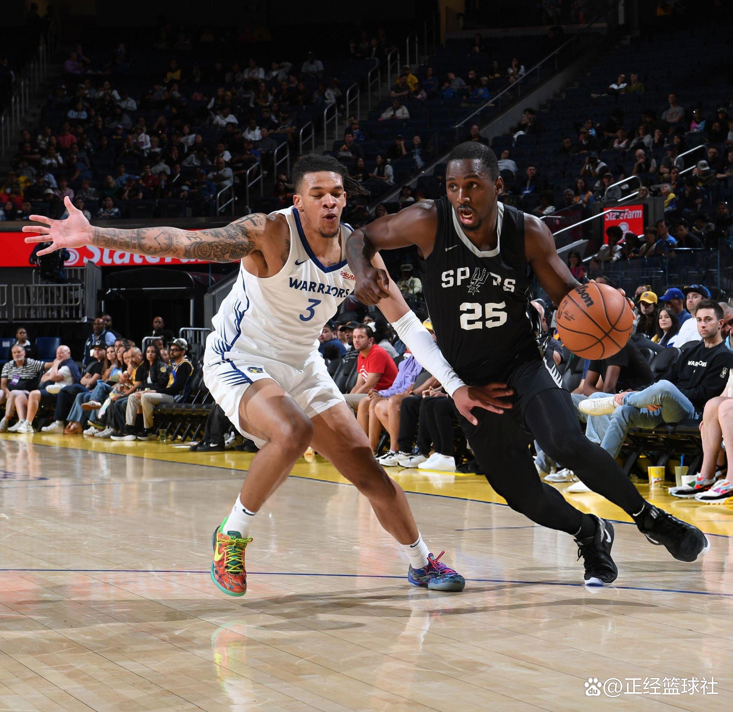 勇士再遭失利，负于马刺